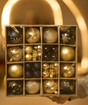 Megaset de Adornos Navideños Premium (Negro y Oro)