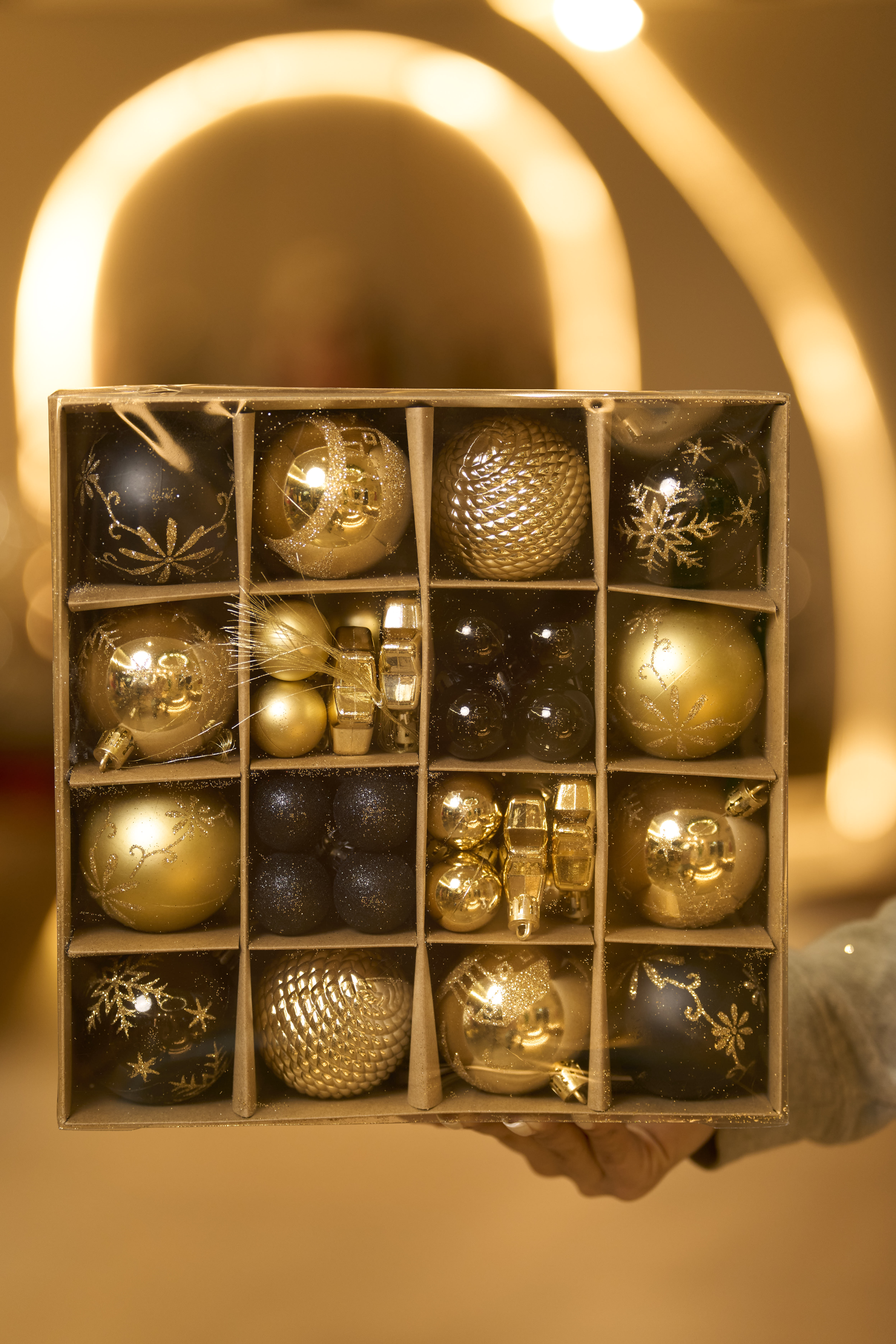 Megaset de Adornos Navideños Premium (Negro y Oro)